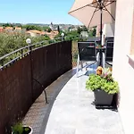 Jazzy Apartment