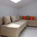 Jazzy Apartment